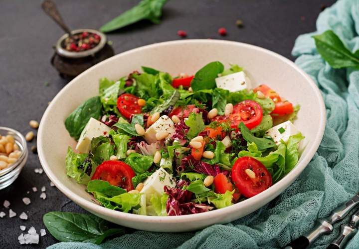 Bol de salade fraîche Grasse